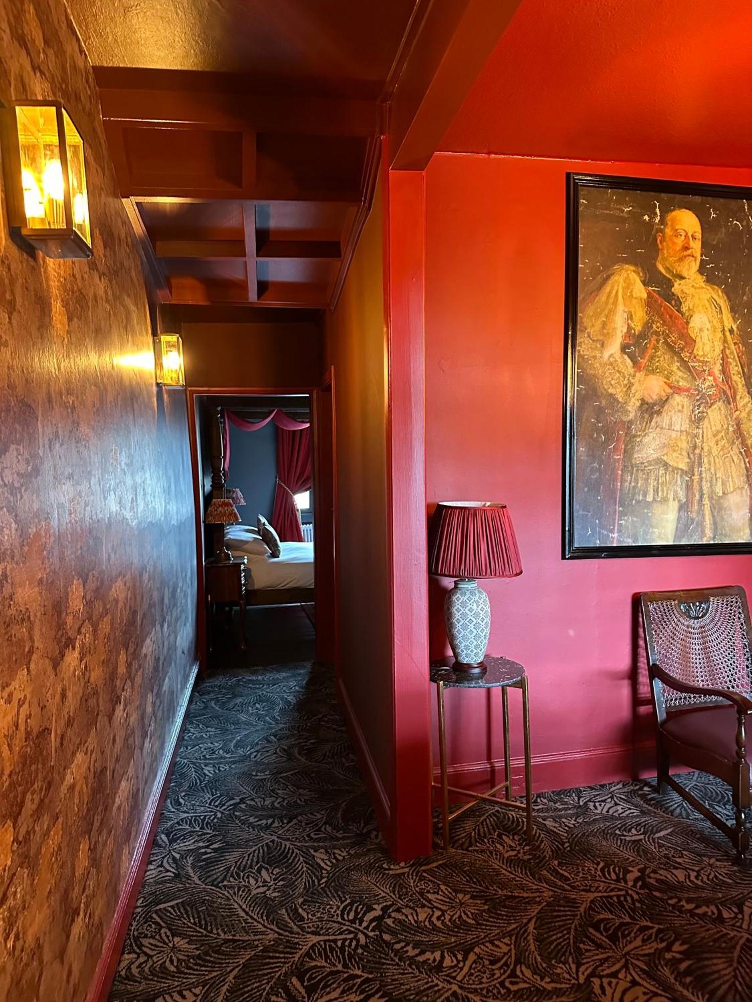Hotel Golden Fleece 3*