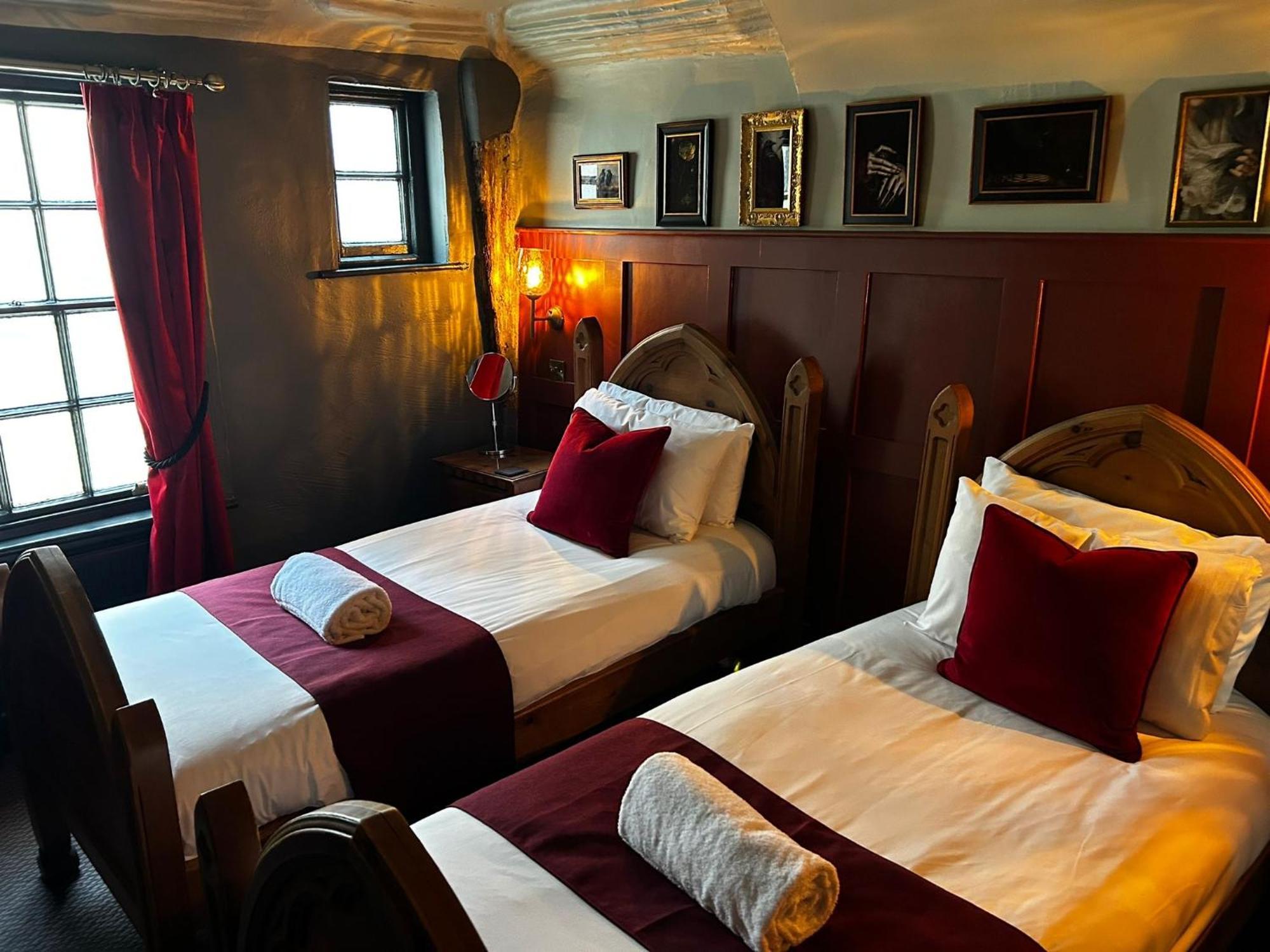 Golden Fleece Hotel York