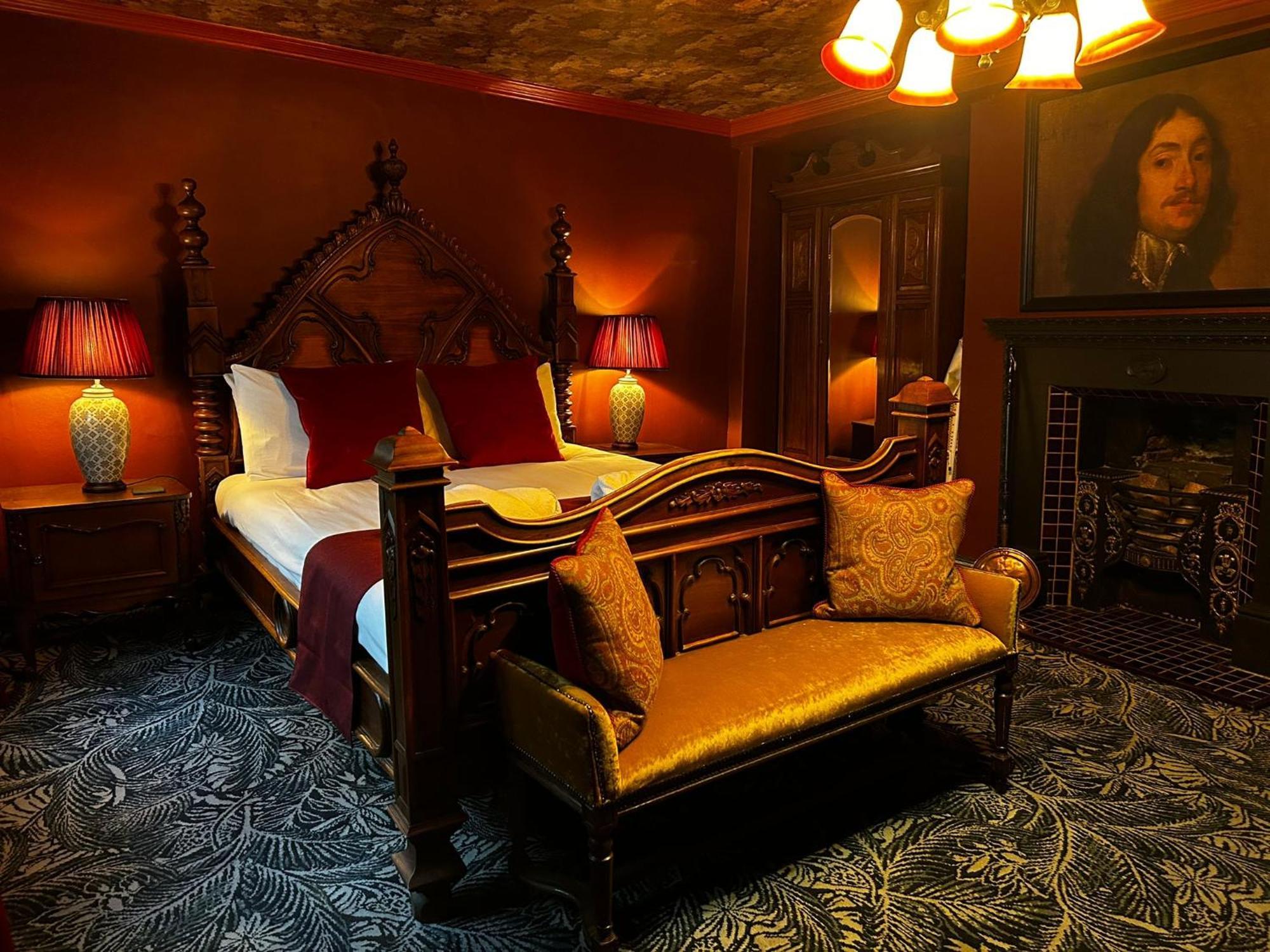 Hotel Golden Fleece